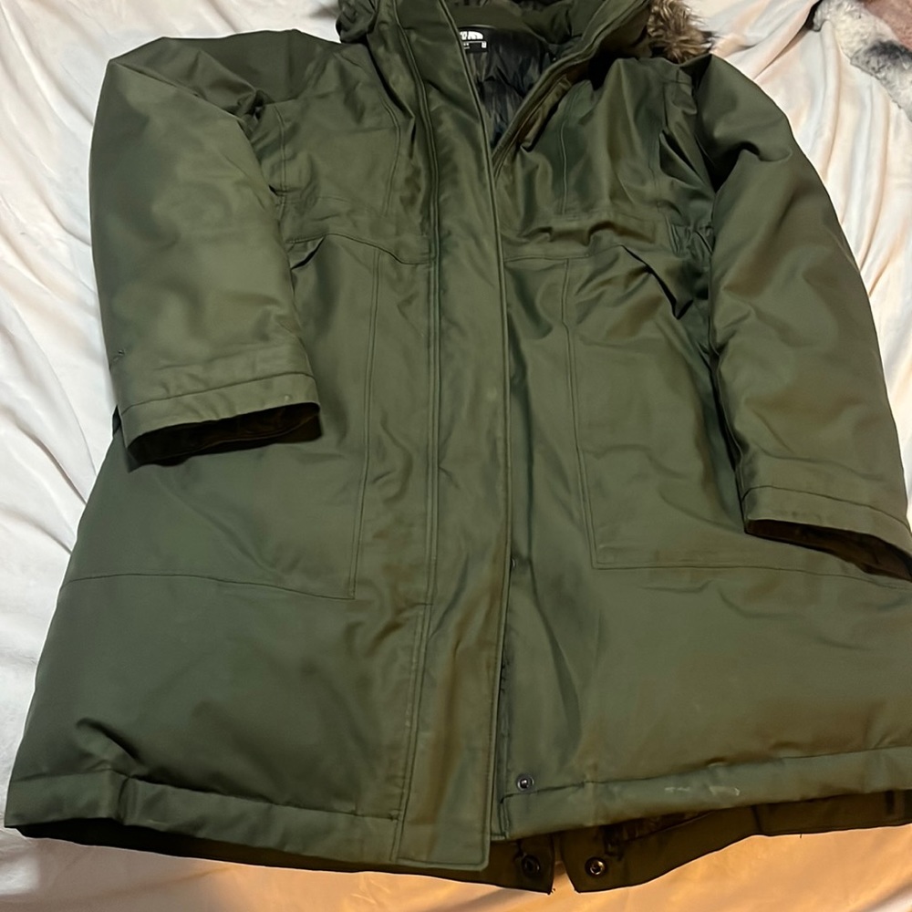 Excellent condition North Face Down Parker - Picture 4 of 11